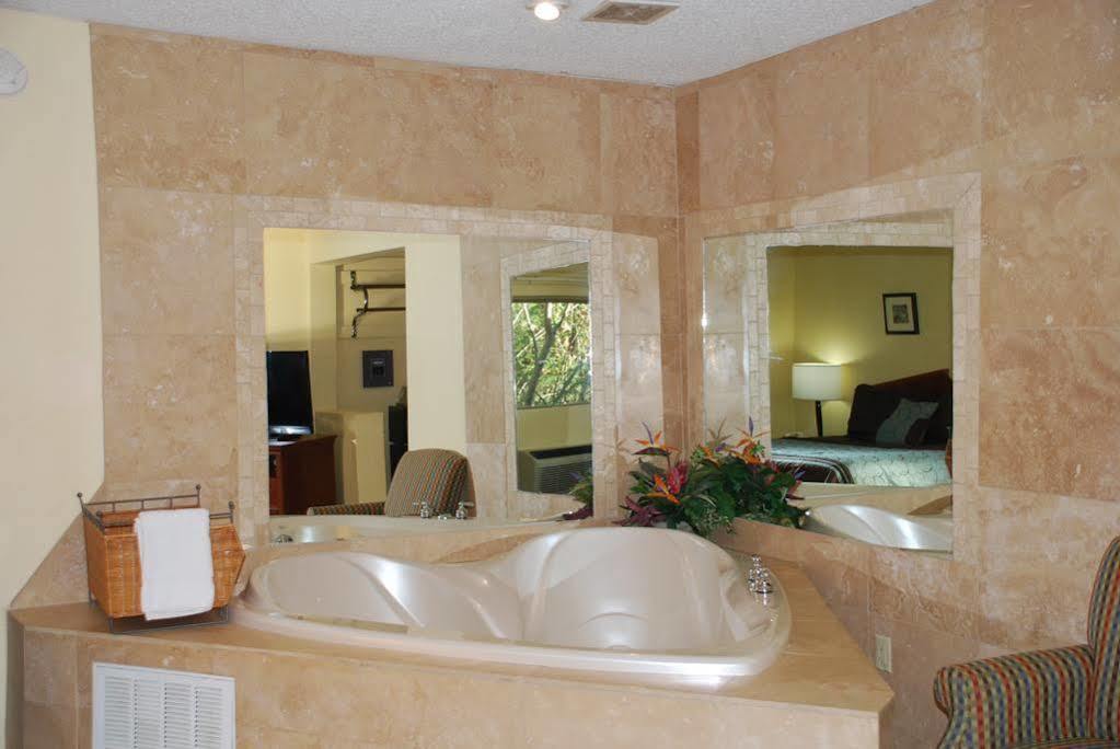 Chief Motel Fayetteville Extérieur photo
